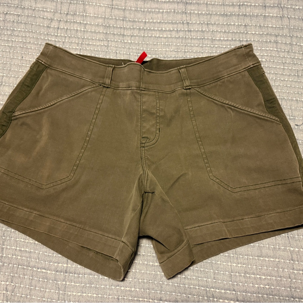 SPANX Olive Cargo Women's Shorts, L